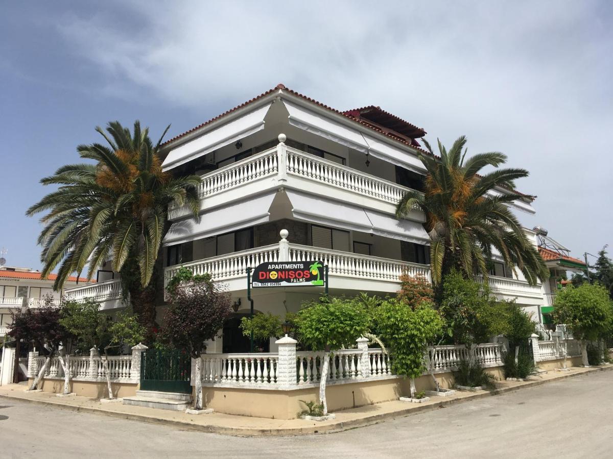 Dionisos Palms Apartments Paralia Dionysiou Exterior photo