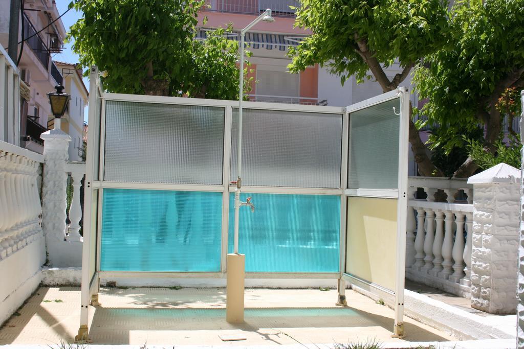 Dionisos Palms Apartments Paralia Dionysiou Exterior photo