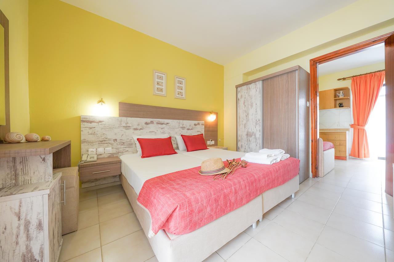 Dionisos Palms Apartments Paralia Dionysiou Exterior photo